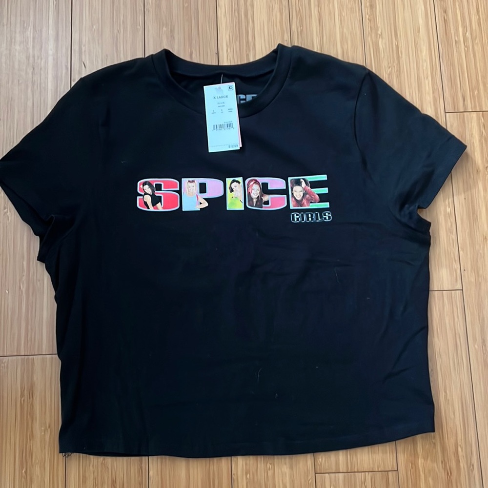 Women’s cropped tee